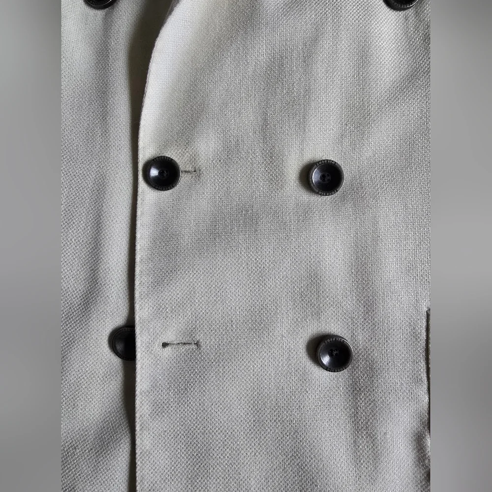 Peserico Men's Elegant Cream Wool/Silk/Linen Double Breasted Blazer - Picture 7 of 11
